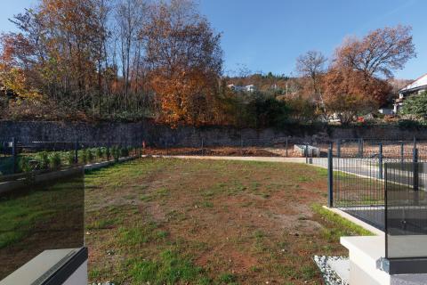 Opatija,Lovran- penthouse s garažom i okućnicom, blizu mora