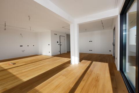 Opatija,Lovran- penthouse s garažom i okućnicom, blizu mora