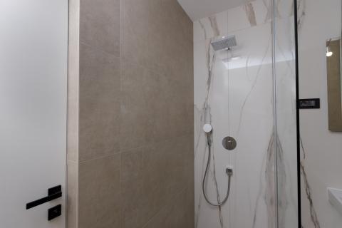 Opatija,Lovran- penthouse s garažom i okućnicom, blizu mora