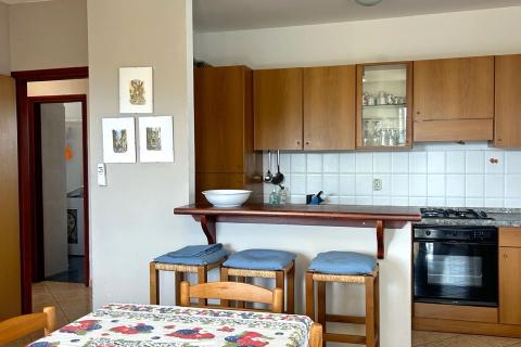 Vrsar, dvosoban stan sa velikom terasom