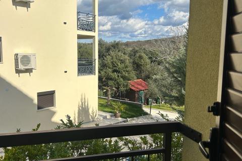 Vrsar, dvosoban stan sa velikom terasom