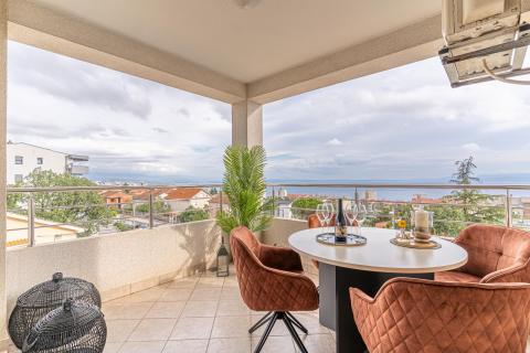 Rijeka, Zamet,najam, dvosobni stan s dnevnim boravkom