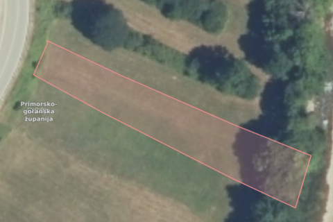 Poljoprivredno zemlji&scaron;te uz Kupu - 1600 m2