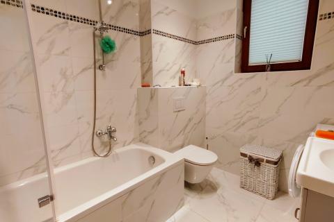 Karlovac, Grabrik - najam stan 64 m2