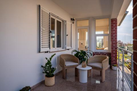 Poreč, okolica, samostojeća kuća sa velikom građevinskom parcelom