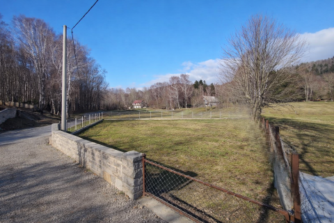 Novi Vinodolski, Breze - građevinsko zemlji&scaron;te 1464 m&sup2; mir, &scaron;uma i more na dohvat ruke