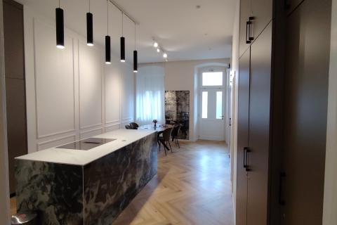 Rijeka, Su&scaron;ak, prekrasan, dvosobni stan s dnevnim boravkom