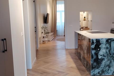 Rijeka, Su&scaron;ak, prekrasan, dvosobni stan s dnevnim boravkom