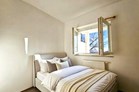 Zagreb, Remete &ndash; stan s velikom terasom, 59m2