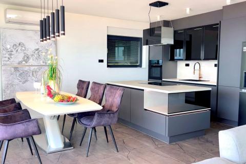 Wohnung Ičići, Opatija - Okolica, 150m2