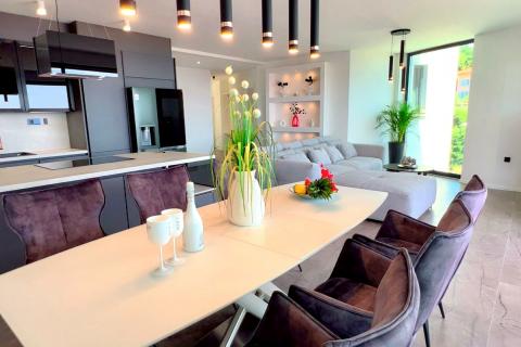 Wohnung Ičići, Opatija - Okolica, 150m2