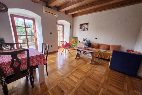 Flat/Appartement Mlaka, Rijeka, 82m2