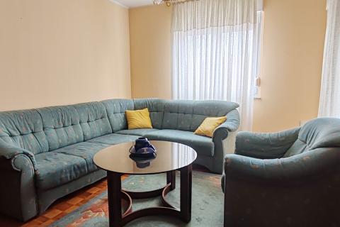 Rijeka, Krnjevo - prostrani, osunčan stan s pogledom