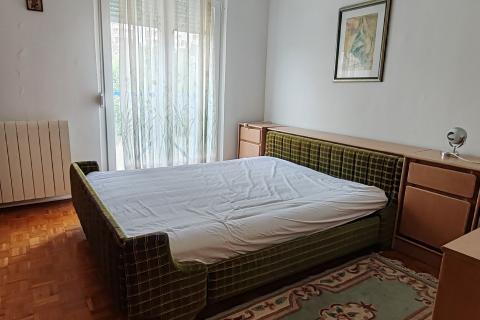 Rijeka, Krnjevo - prostrani, osunčan stan s pogledom