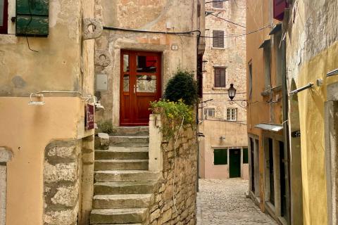Istra- Rovinj- stan u starogradskoj jezgri