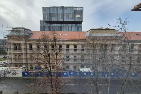 Zagreb, Centar -adaptiran stan s parkingom