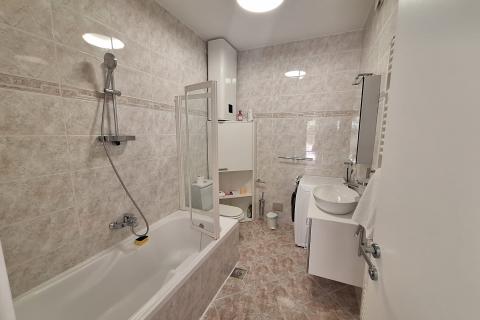 OPATIJA, IČIĆI - Stan 75 m2 sa terasom i pogledom na more