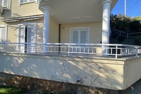 OPATIJA, IČIĆI - Stan 75 m2 sa terasom i pogledom na more