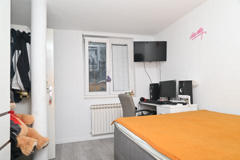 Zagreb, Gornje Vrapče - trosoban stan, garaža, dvori&scaron;te