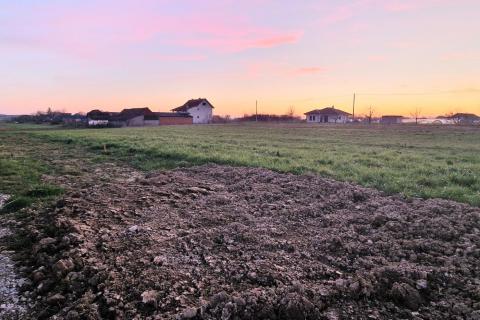 Zagreb, Odranski obrež-građevinsko zemlji&scaron;te 782m2