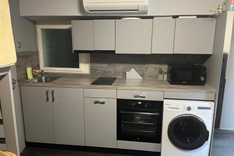 Ba&scaron;ka - prekrasno uređen stan 14m2 blizu mora