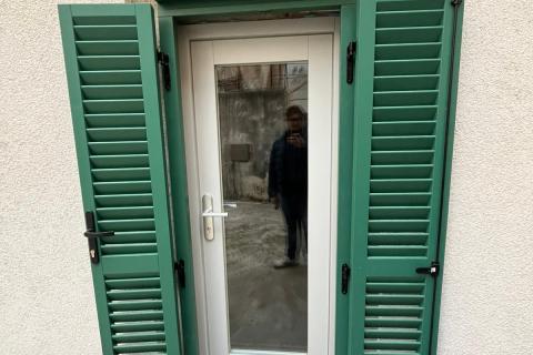 Ba&scaron;ka - prekrasno uređen stan 14m2 blizu mora