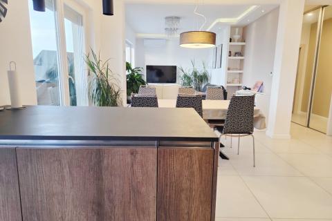 Rijeka, Turnić, trosoban stan - luksuzna oaza s pogledom na more