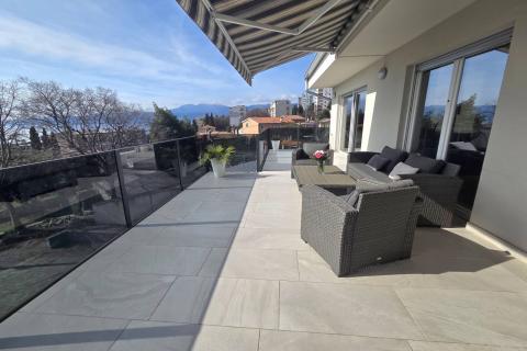 Rijeka, Turnić, trosoban stan - luksuzna oaza s pogledom na more