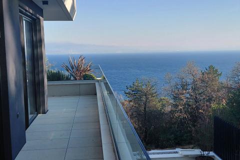 Flat/Appartement Punta Kolova, Opatija, 238m2