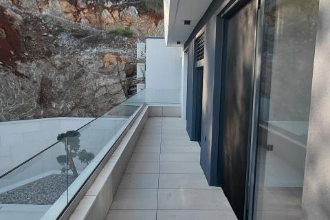 Flat/Appartement Punta Kolova, Opatija, 238m2