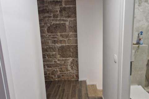 Istra, Barban, Hrboki - kamena kuća s bazenom 100 m2