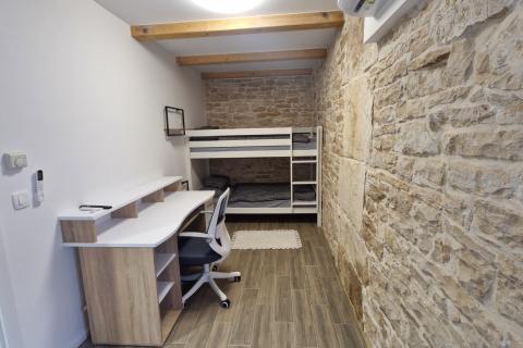 Istra, Barban, Hrboki - kamena kuća s bazenom 100 m2