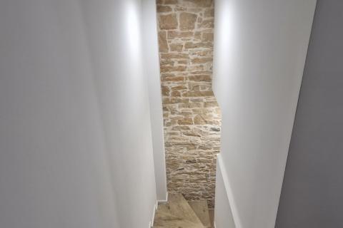 Istra, Barban, Hrboki - kamena kuća s bazenom 100 m2