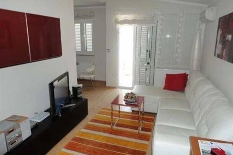 Rijeka, Zamet, 1S+DB stan s balkonom, lift, parking, pogled