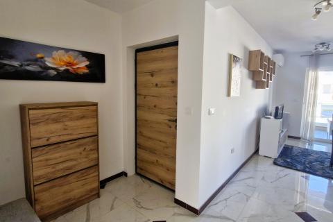 Istra, Pula okolica, novoizgrađen stan za dugoročni najam s 2 sobe i parkingom