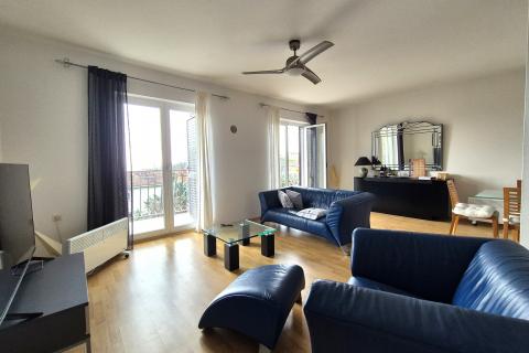 Flat/Appartement Pobri, Opatija - Okolica, 125m2