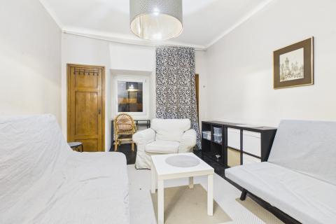 Zagreb, Donji grad - trosoban stan 76 m2, tramvaj zona, parking