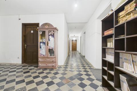 Zagreb, Donji grad - trosoban stan 76 m2, tramvaj zona, parking