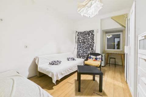 Zagreb, Donji grad - trosoban stan 76 m2, tramvaj zona, parking