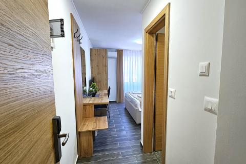 Istra, Umag okolica-renovirani pansion sa 16 soba