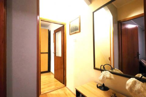 Istra,Brtonigla-Kamena istarska kuća u centru,balkon,mansarda