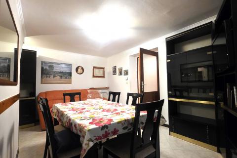 Istra,Brtonigla-Kamena istarska kuća u centru,balkon,mansarda