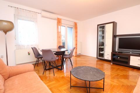 Tre&scaron;njevka &ndash; Kranjčevićeva, dvosobni stan s parkingom, 64m2