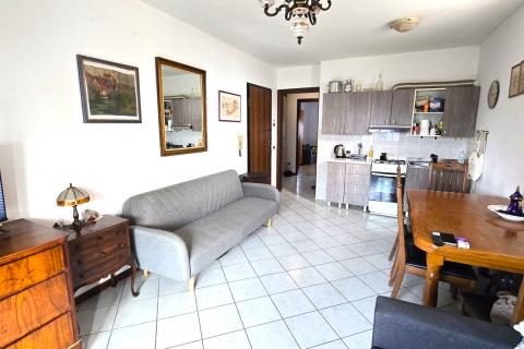 Rovinj, odličan stan u zgradi, 50m2, Dubrovačka ulica