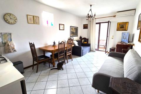 Rovinj, odličan stan u zgradi, 50m2, Dubrovačka ulica