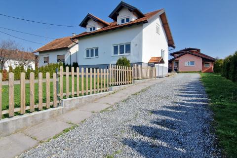 POPOVAČA, Veliko brdo-samostojeća kuća sa imanjem