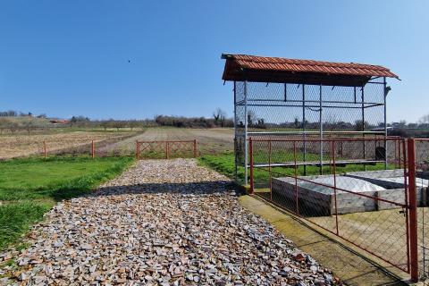 POPOVAČA, Veliko brdo-samostojeća kuća sa imanjem