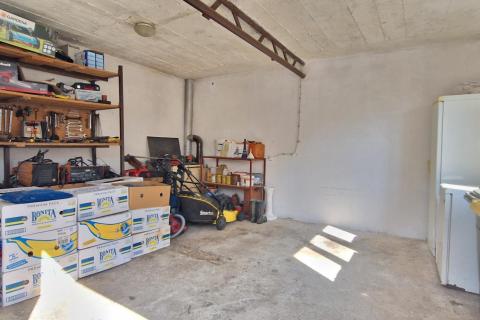 POPOVAČA, Veliko brdo-samostojeća kuća sa imanjem