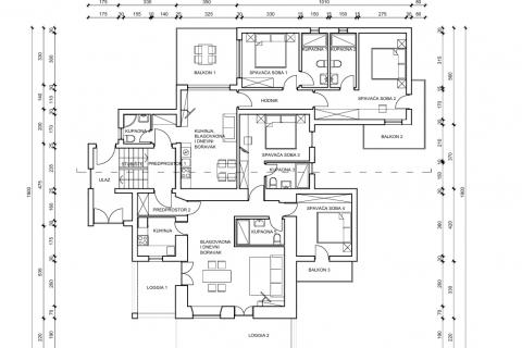Huis Kornić, Krk, 476m2