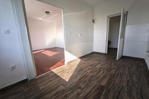 Rijeka, Matulji - trosoban stan  s balkonom